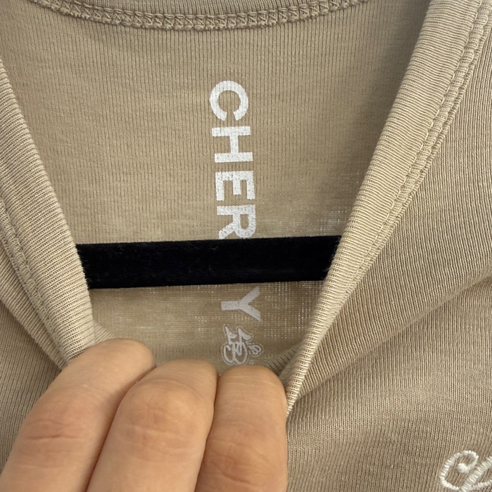 Cherry LA Baby Tee NWOT - Picture 4 of 5